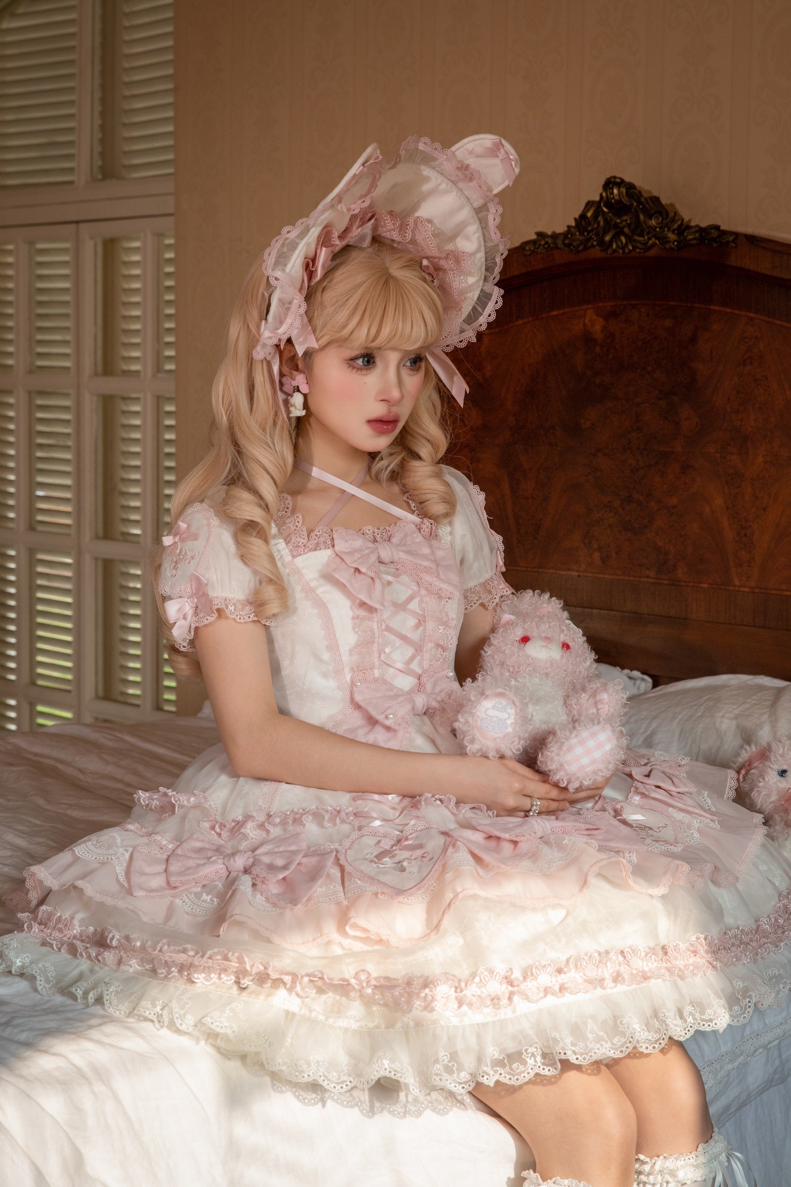 Ribbon Bunny Special Piece — White Pink