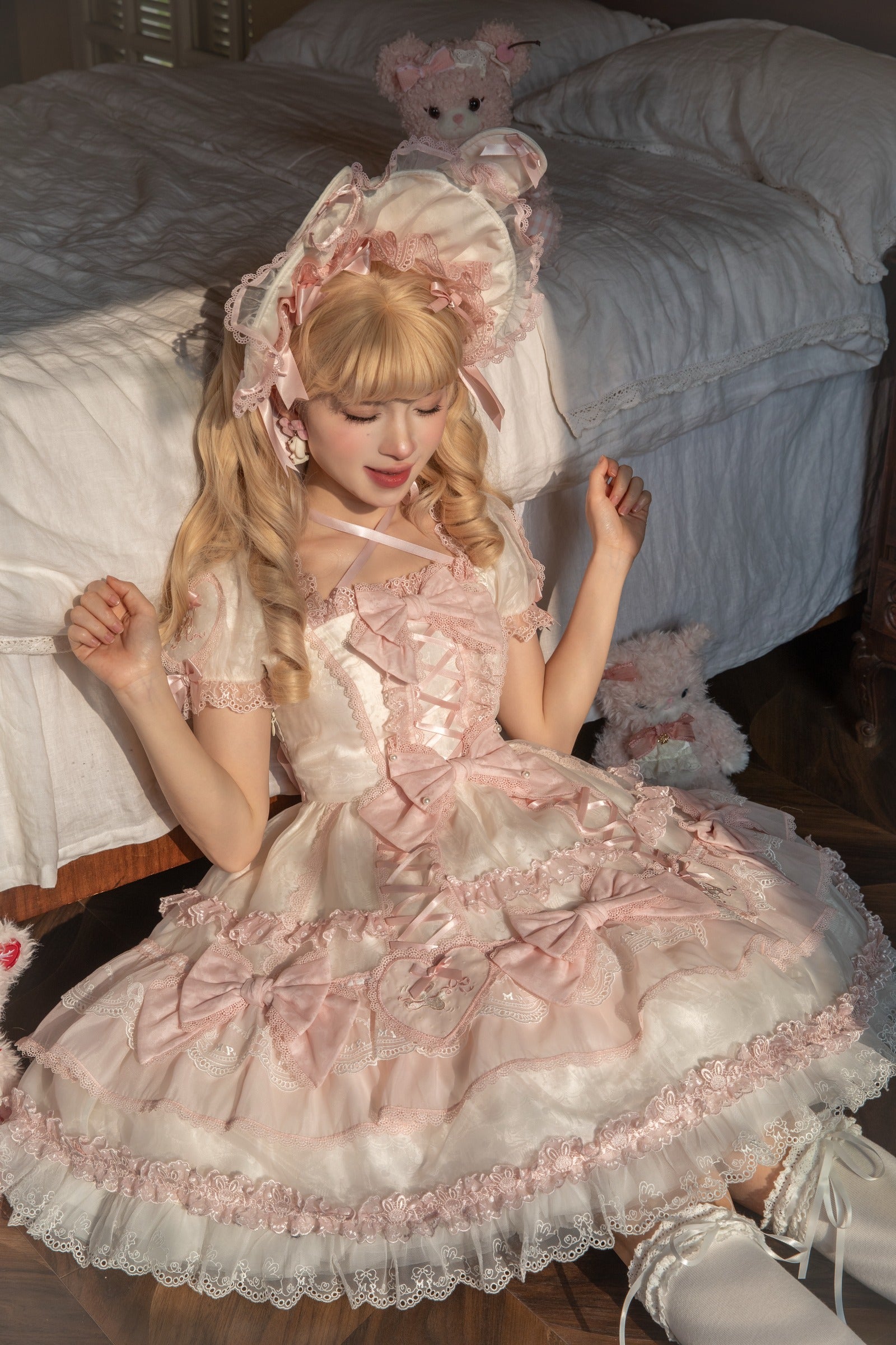 Ribbon Bunny Special Piece — White Pink